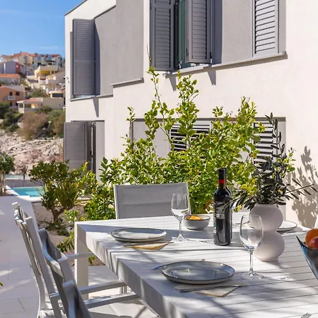Villa Golden Beach Luxury