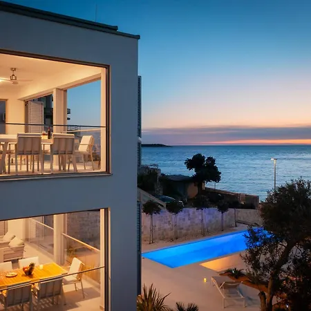 Golden Luxury Villa Sevid