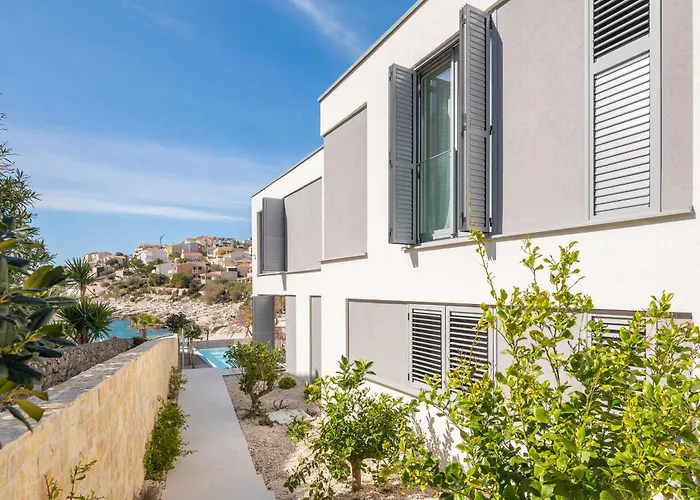 Golden Luxury * Sevid