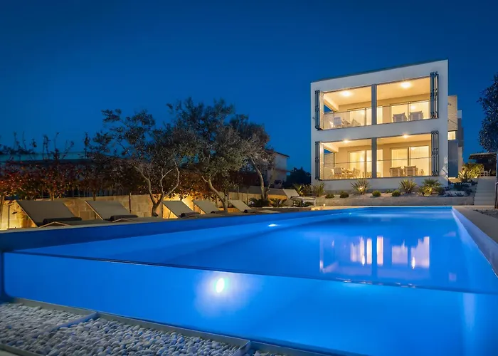 Vila Golden Luxury *