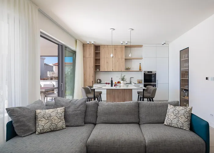 Golden Luxury Vila *