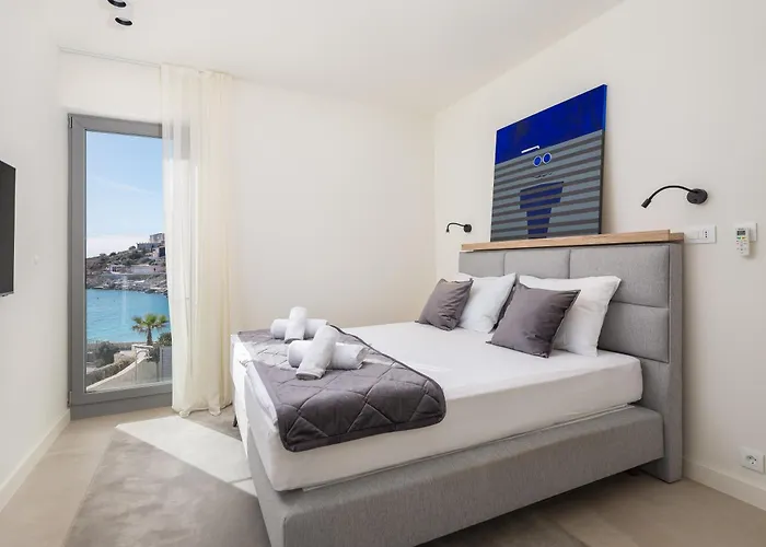 Golden Luxury * Sevid