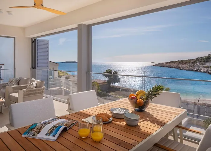 Golden Luxury Vila *