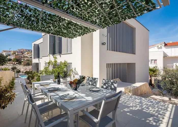 Golden Luxury Vila *